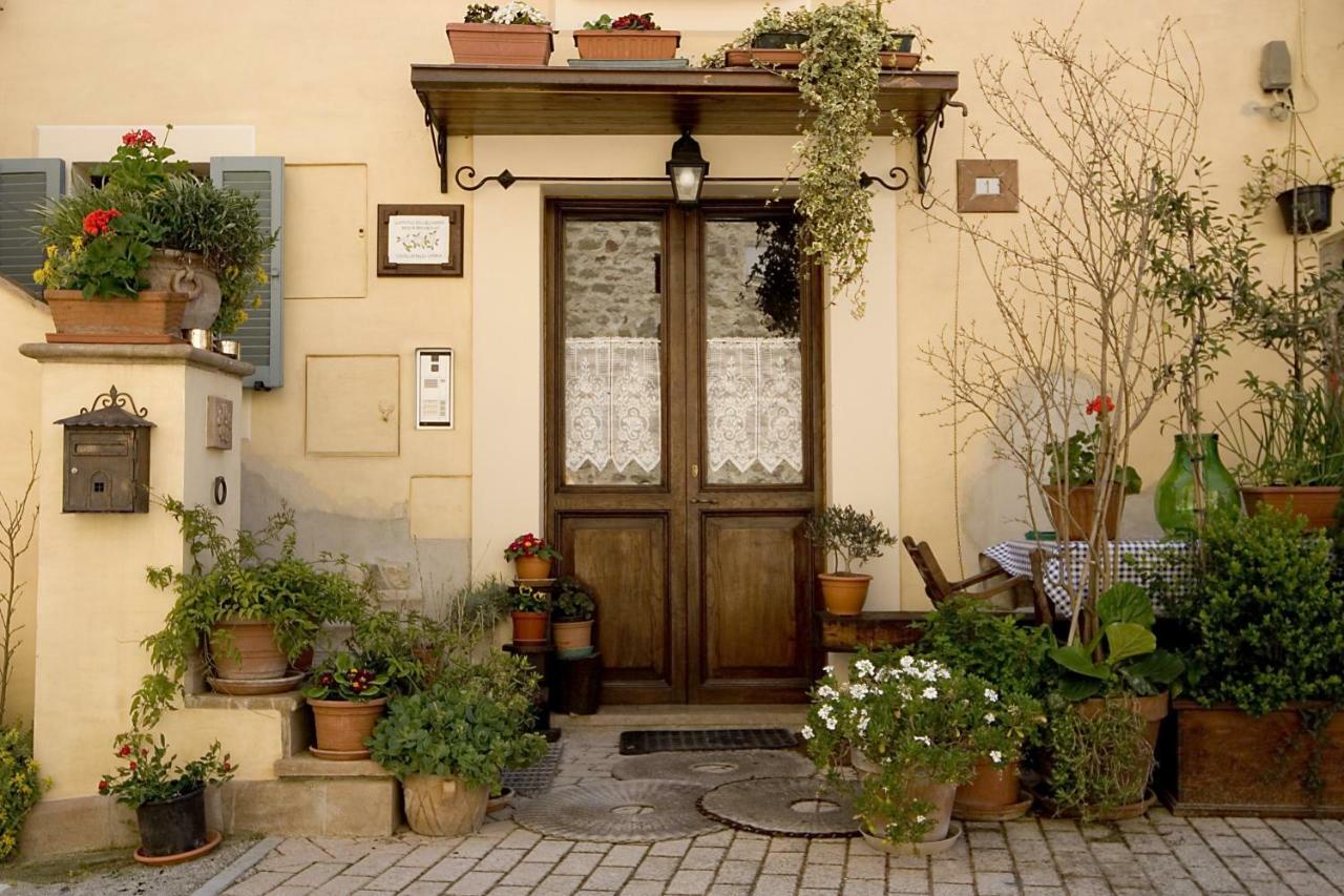 Angolo Del Gelsomino Castel Ritaldi Экстерьер фото